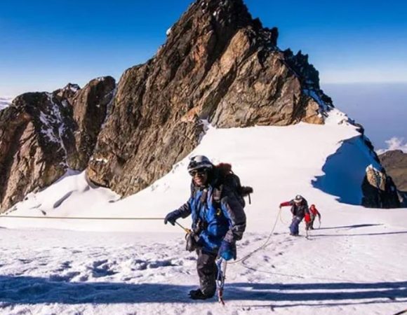A beginner’s guide togging your first mountain summit